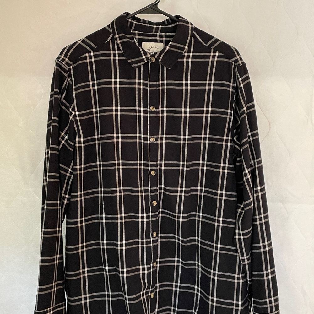 Jachs Black and White Button Down Shirt